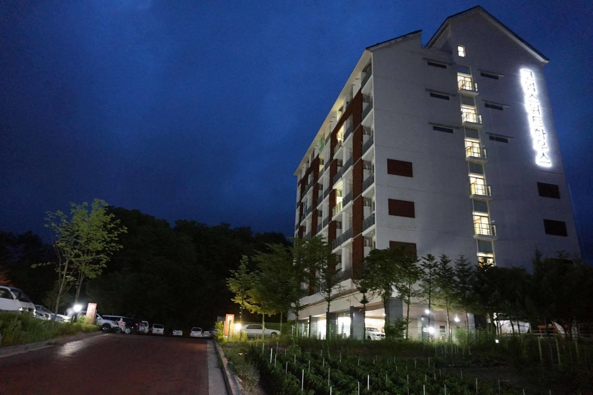 Coop Sweet House Pyeongchang Hotel Exterior photo